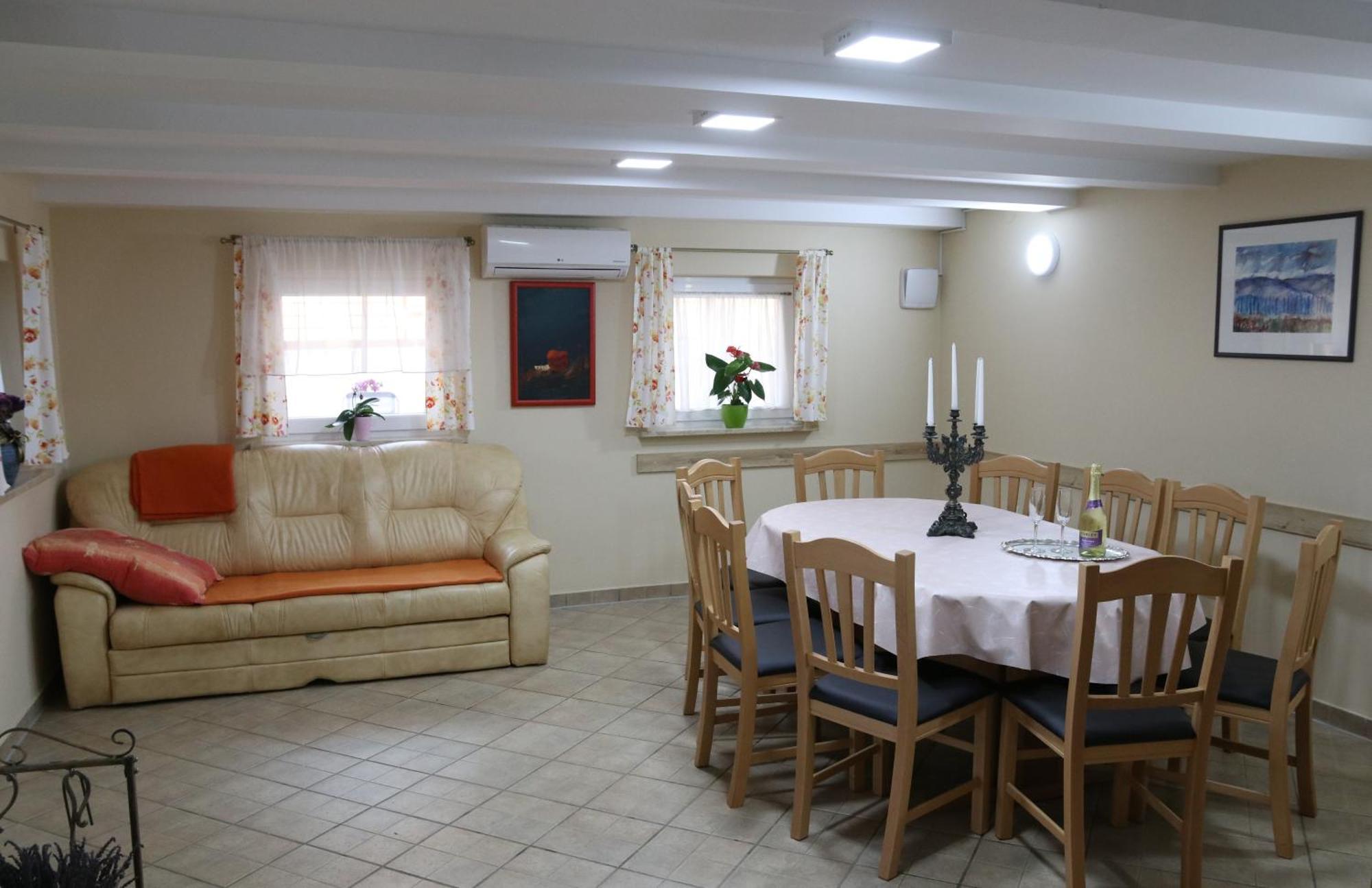 Vila Tamaskut Lendava Luaran gambar